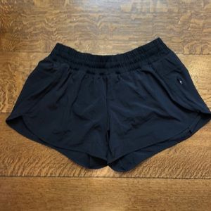 Lululemon Black women’s tracker short size 12